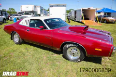 the-horsepower-of-family-pietro-sinicropis-1973-dodge-charger-se-www.dragzine.com-5